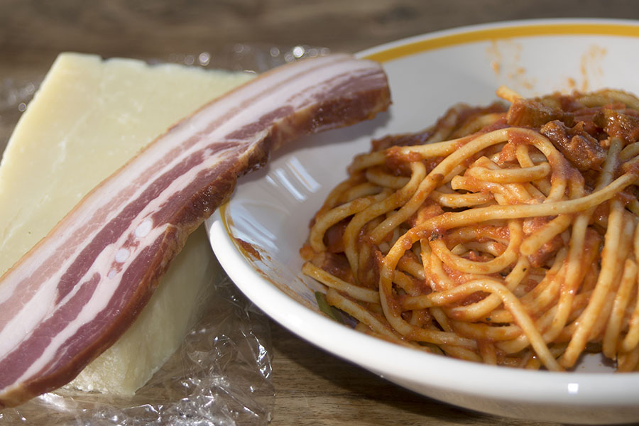 Hoofdstraat werkloosheid Ithaca Bucatini: lange, holle spaghetti (ideaal voor saus!) - Culy