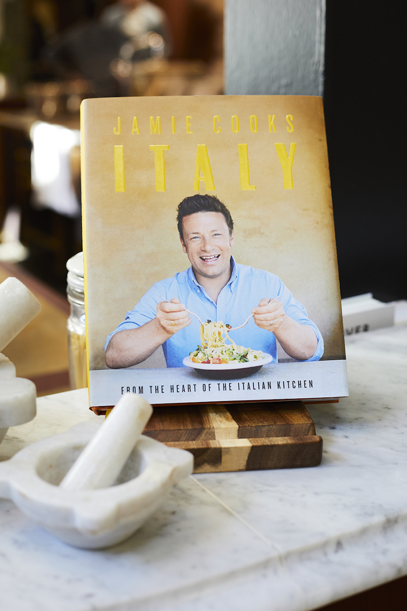 Zich afvragen Raffinaderij postzegel 6 kooktips die we hoogstpersoonlijk leerden van Jamie Oliver - Culy.nl