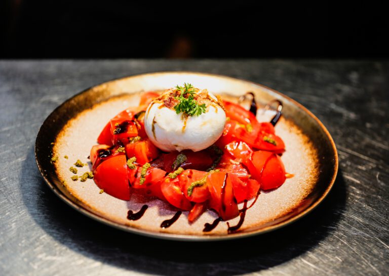 burrata maken stock Unsplash