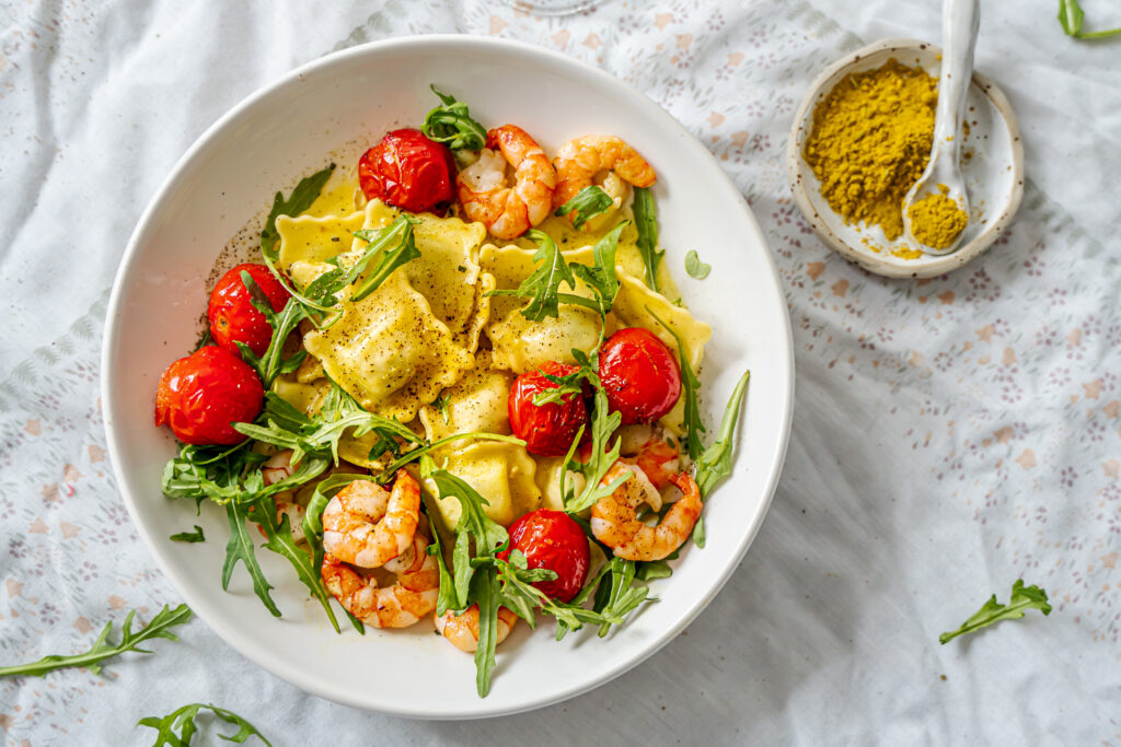 Ravioli Met Garnalen Tomaatjes En Vadouvanroomsaus Culy Nl