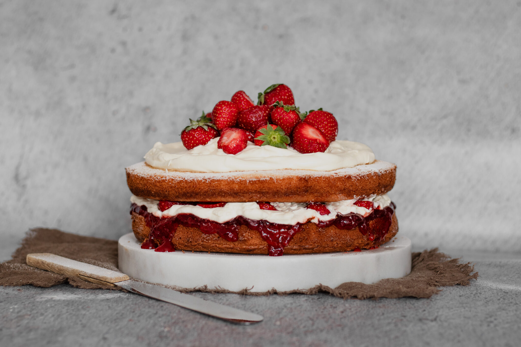 victoria sponge cake / aardbeientaart