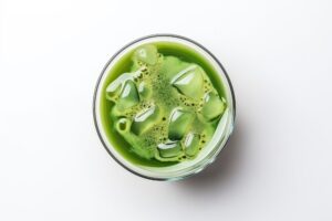 Matcha hotspots: iced matcha drankje